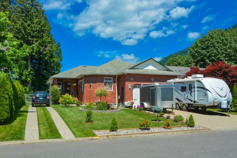rv-family-downsizing-768x512.jpg