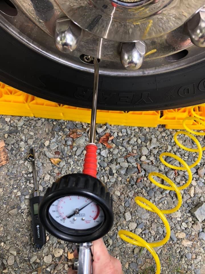 Filling-up-the-tires.jpg