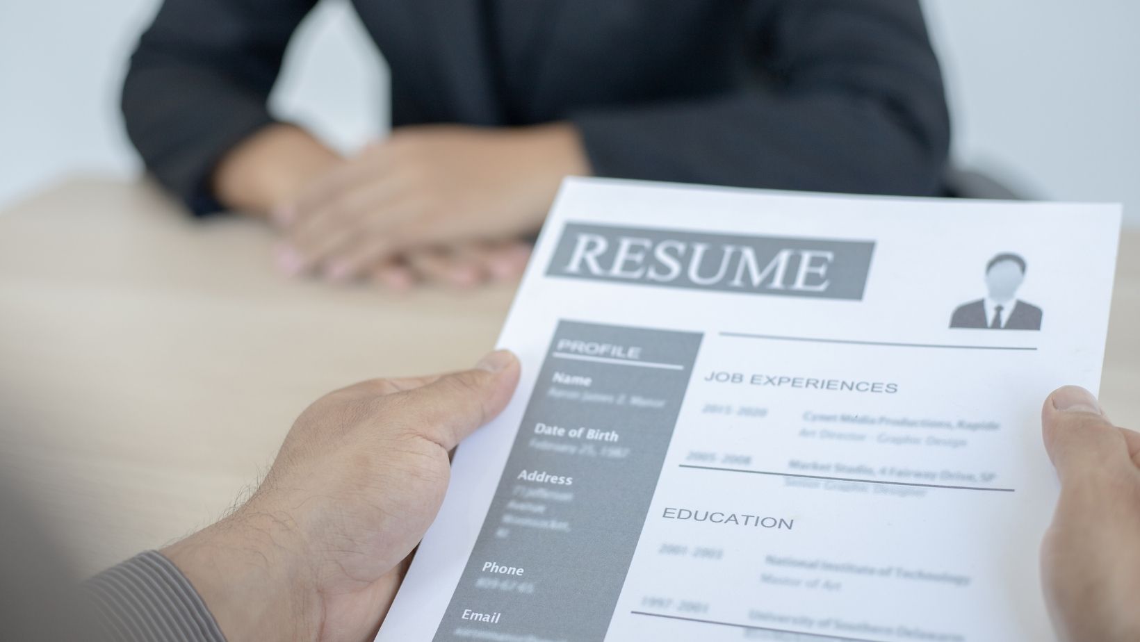 Resume-review.jpg