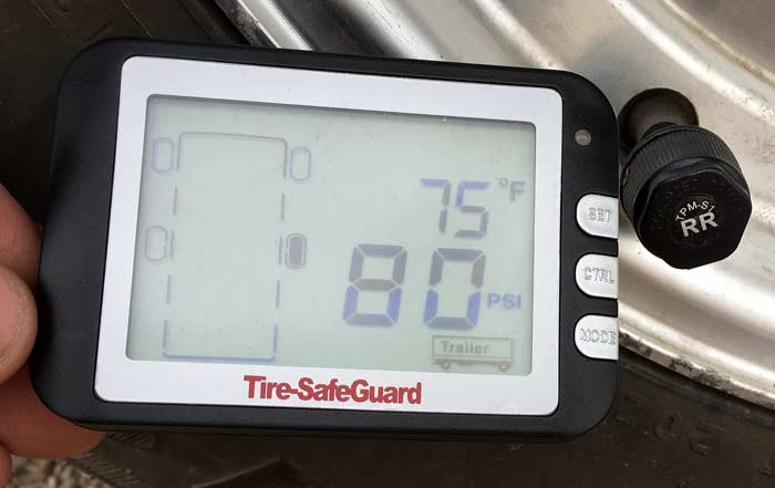 011018w_tpms-install-2562.jpg