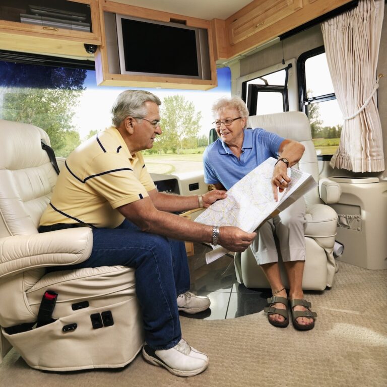workamping-couple-in-rv-768x768.jpg