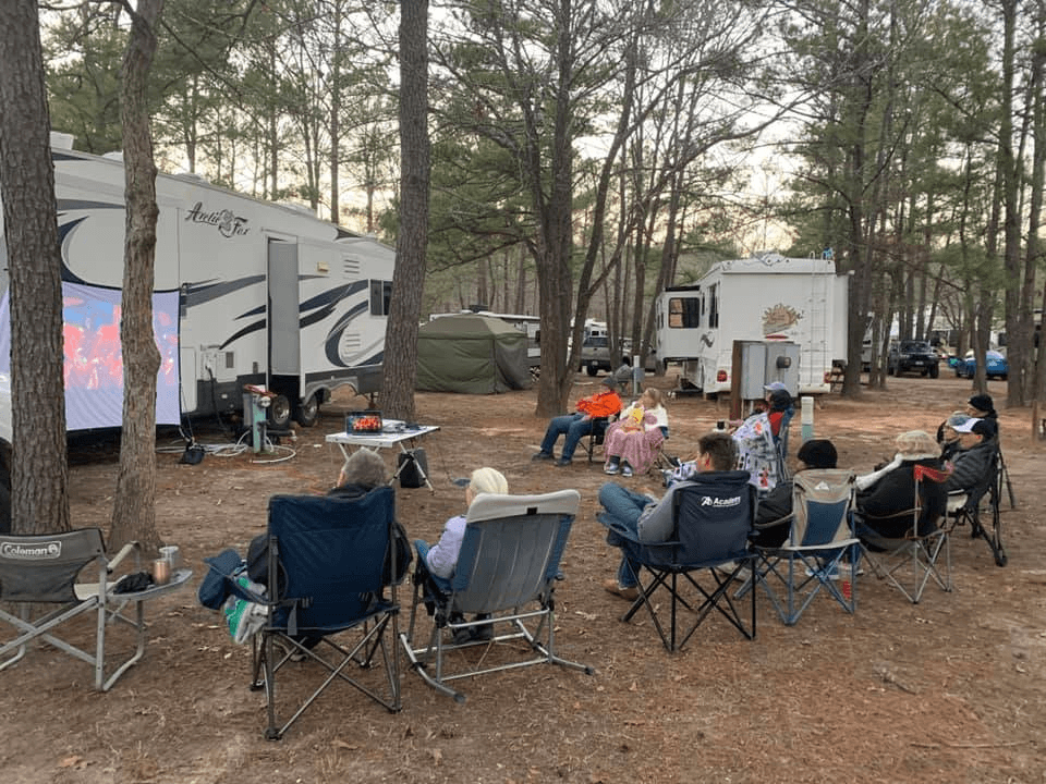5 Best Camping Memberships For Full-Time RVers