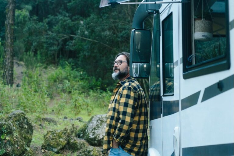 17 RVers Reveal Their Full-Time RV Regrets & Advice