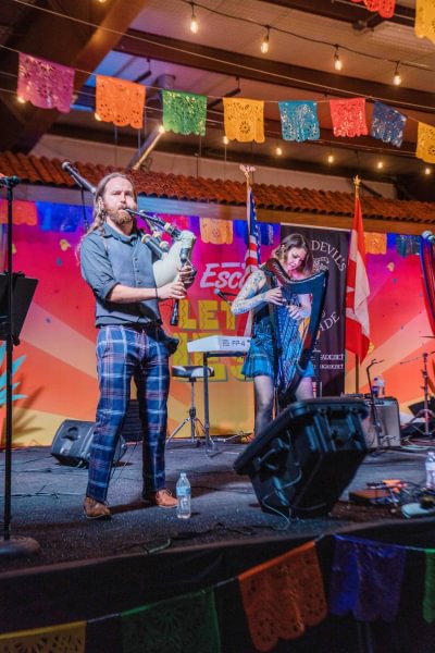 Live music at Escapade