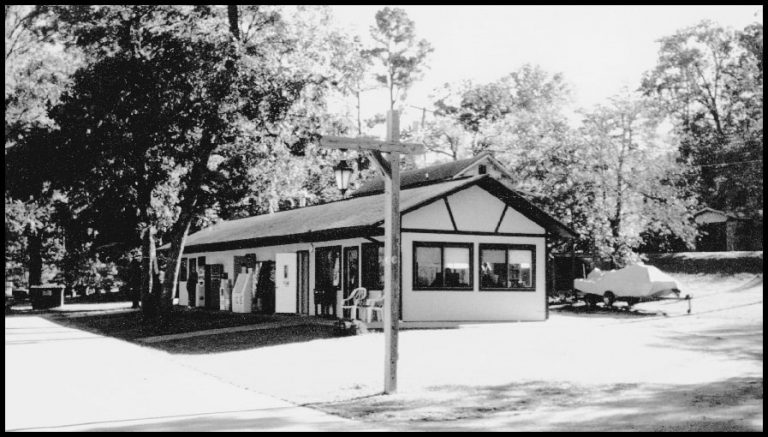 Turkey-Creek-office-clubhouse-min-768x437.jpg