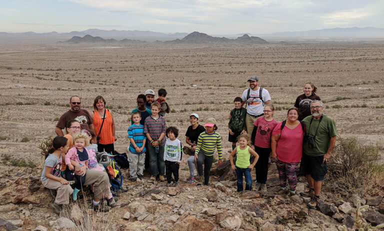 Families-hiking-in-the-desert-3-768x462.jpg