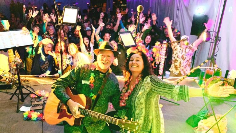 Annual-Bash-Status-Crowes-768x433 (1).jpg