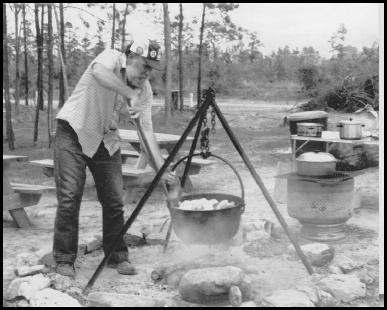 Bob-Gambol-cooking-768x615.jpg
