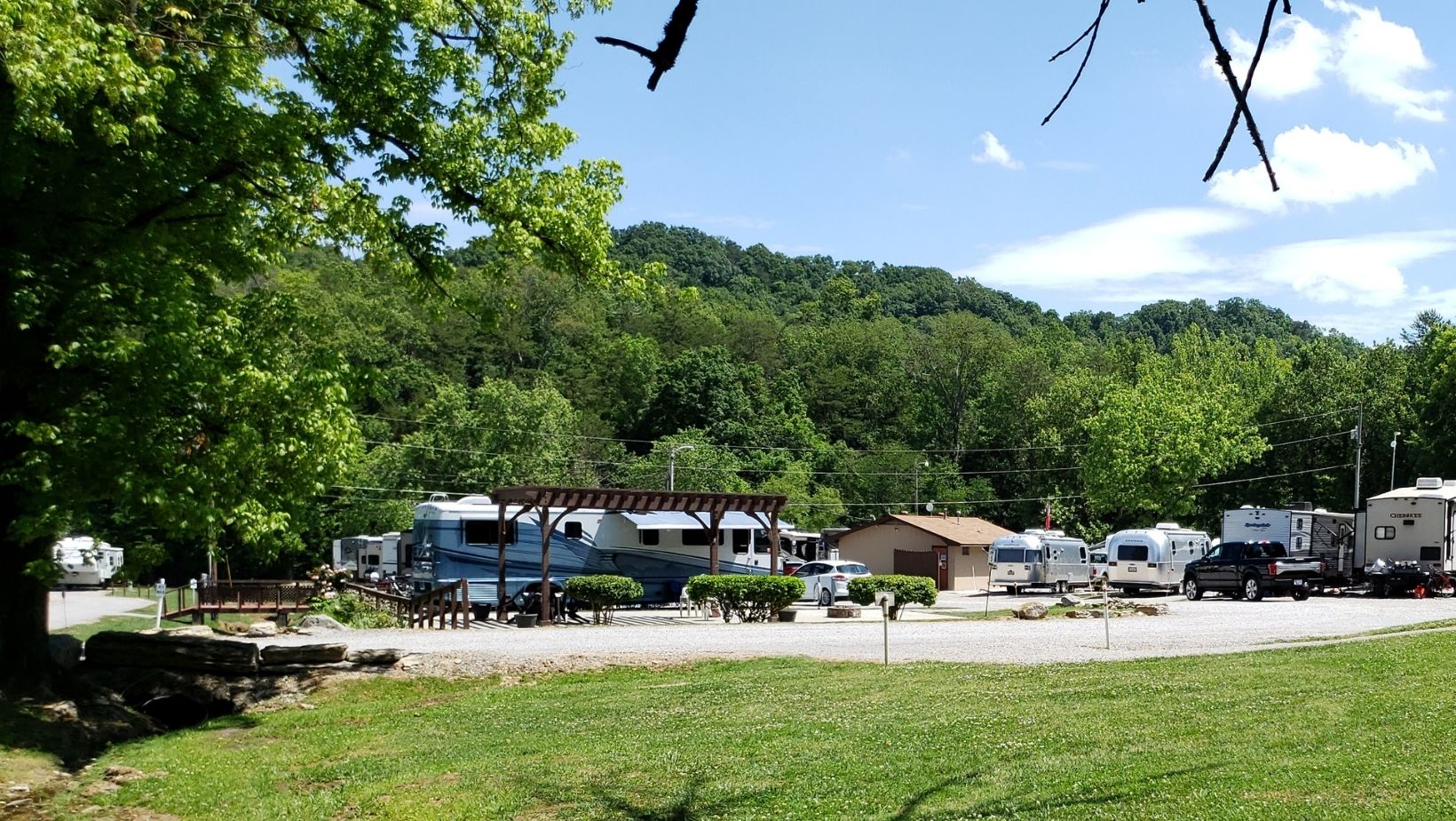 Raccoon-Valley-RV-Park.jpg